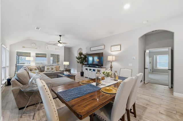 1128 Sutton Place, Desoto, TX 75115