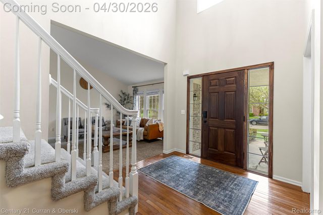1424 Woodbridge Lane, Wixom, MI 48393