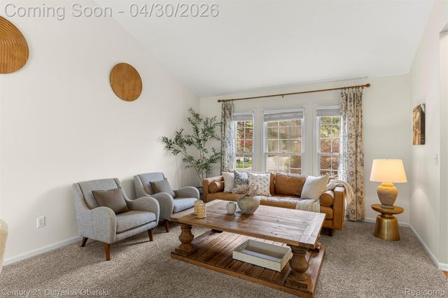 1424 Woodbridge Lane, Wixom, MI 48393
