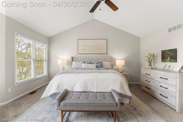 1424 Woodbridge Lane, Wixom, MI 48393
