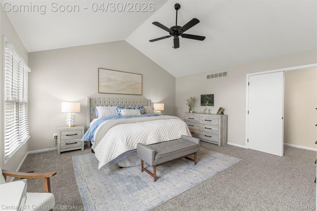 1424 Woodbridge Lane, Wixom, MI 48393