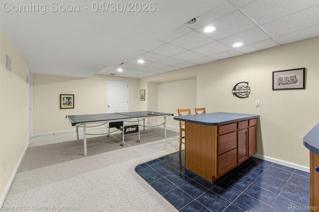 1424 Woodbridge Lane, Wixom, MI 48393