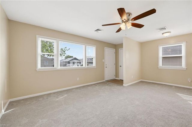 109 Parkview PL, Hampton, VA 23664