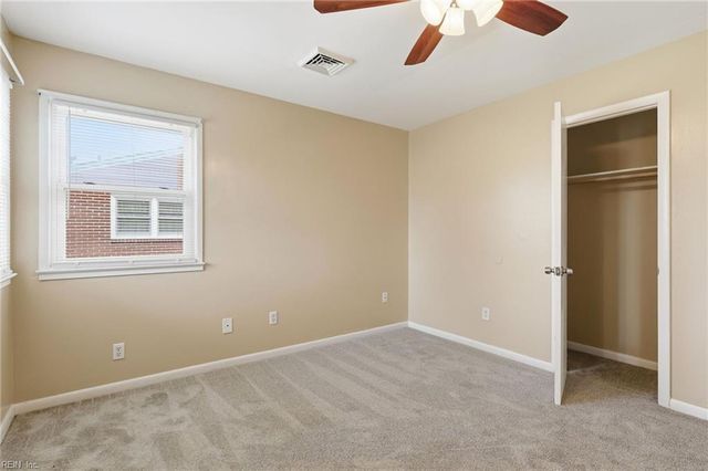 109 Parkview PL, Hampton, VA 23664