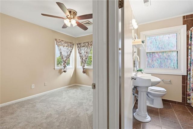 109 Parkview PL, Hampton, VA 23664