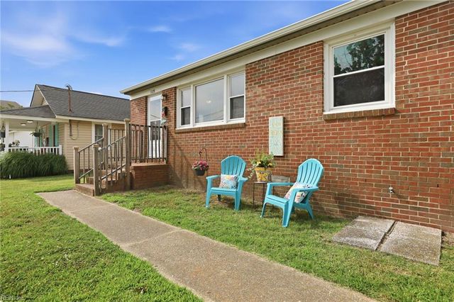 109 Parkview PL, Hampton, VA 23664