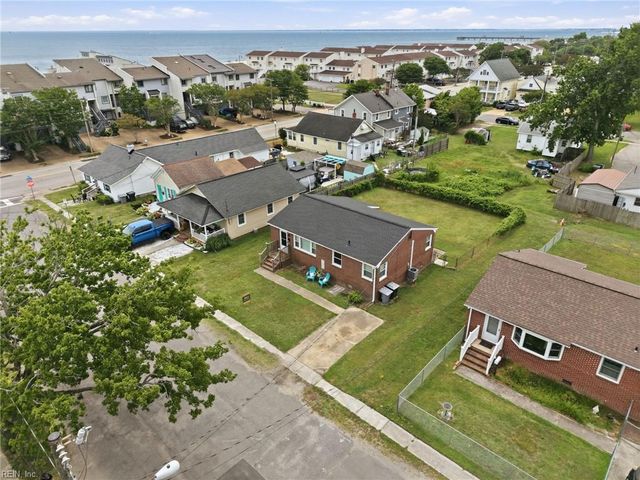 109 Parkview PL, Hampton, VA 23664