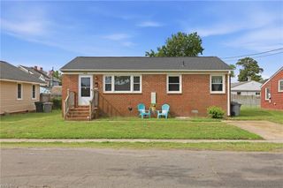 109 Parkview PL, Hampton, VA 23664