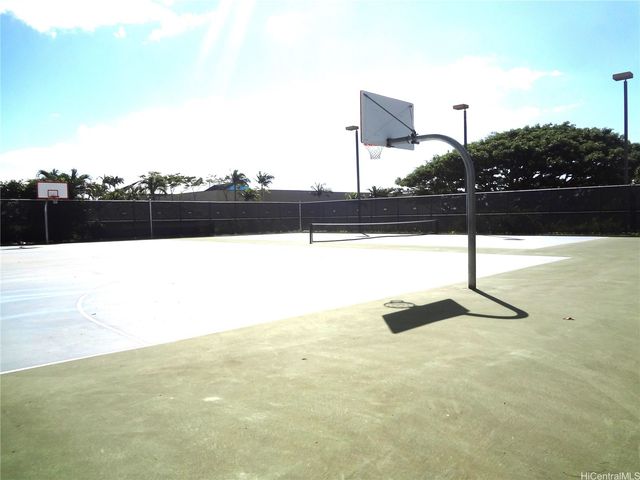 1060 Kamehameha Highway 405B, Pearl City, HI 96782