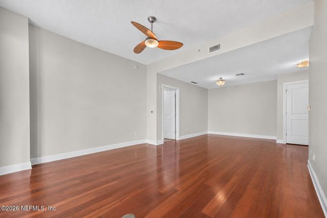 1431 RIVERPLACE Boulevard 1904, Jacksonville, FL 32207