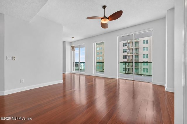 1431 RIVERPLACE Boulevard 1904, Jacksonville, FL 32207