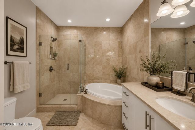 1431 RIVERPLACE Boulevard 1904, Jacksonville, FL 32207