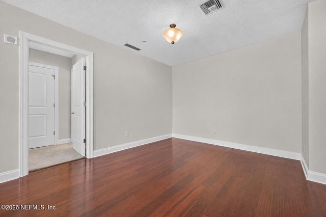 1431 RIVERPLACE Boulevard 1904, Jacksonville, FL 32207