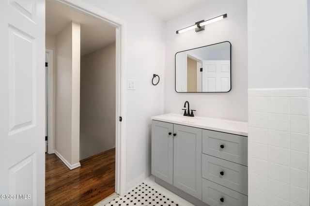 65 Wood Terrace, Albany, NY 12208