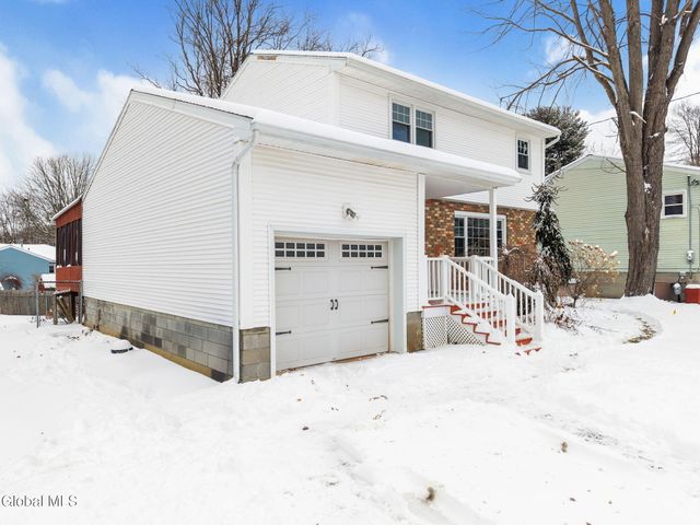 65 Wood Terrace, Albany, NY 12208