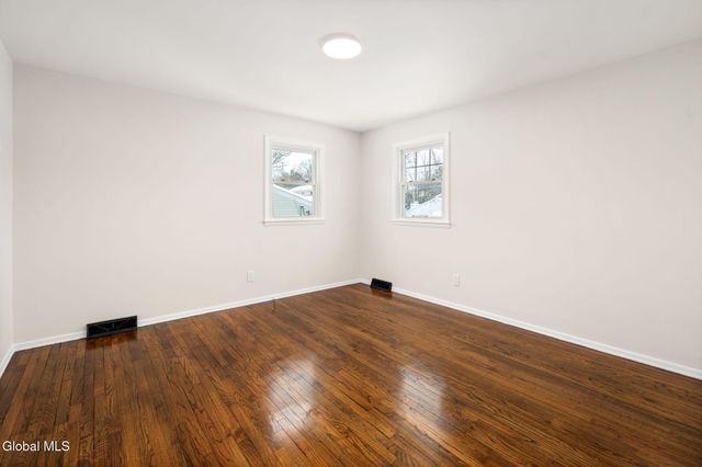 65 Wood Terrace, Albany, NY 12208