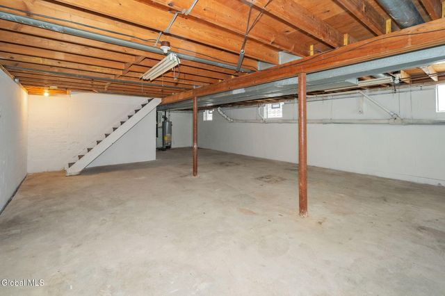 65 Wood Terrace, Albany, NY 12208