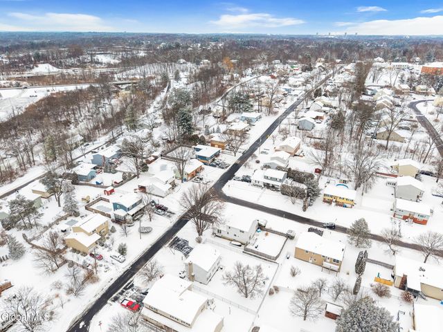 65 Wood Terrace, Albany, NY 12208