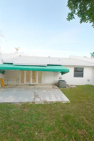 10385 SW 209th Ln, Cutler Bay, FL 33189