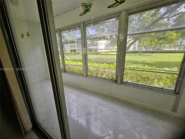 559 N Mansfield N 559 559, Boca Raton, FL 33434