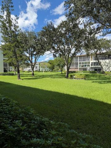 559 N Mansfield N 559 559, Boca Raton, FL 33434