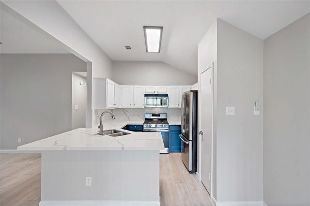 11934 Westwold Drive, Tomball, TX 77377