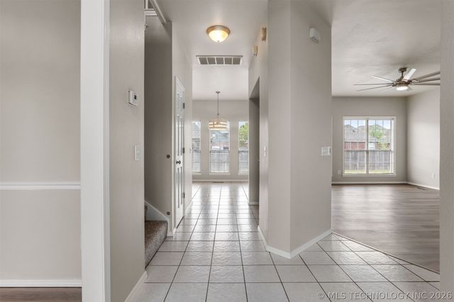 8963 N 133rd East Avenue, Owasso, OK 74055