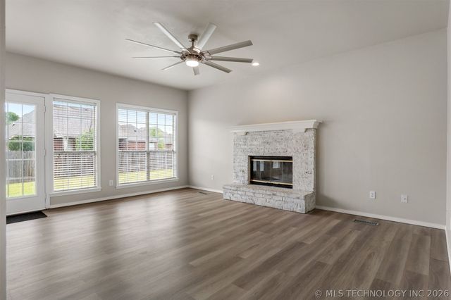 8963 N 133rd East Avenue, Owasso, OK 74055