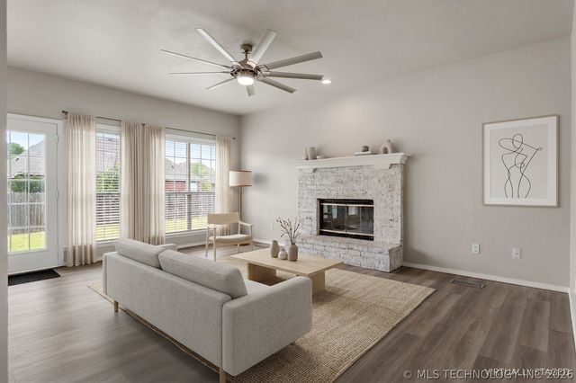 8963 N 133rd East Avenue, Owasso, OK 74055