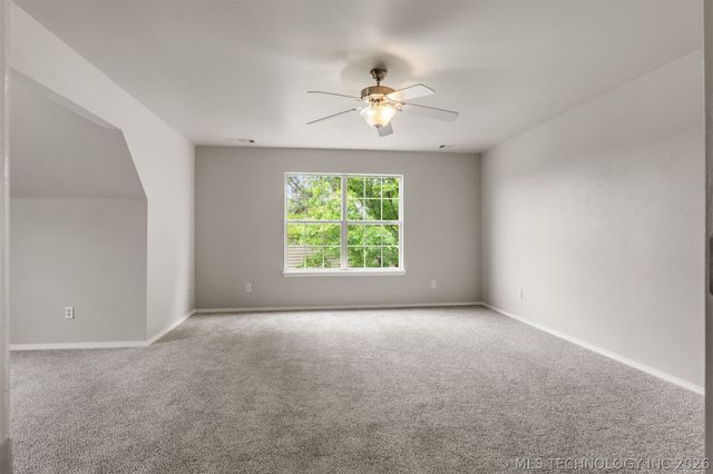 8963 N 133rd East Avenue, Owasso, OK 74055