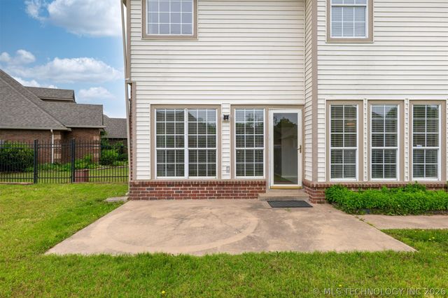 8963 N 133rd East Avenue, Owasso, OK 74055