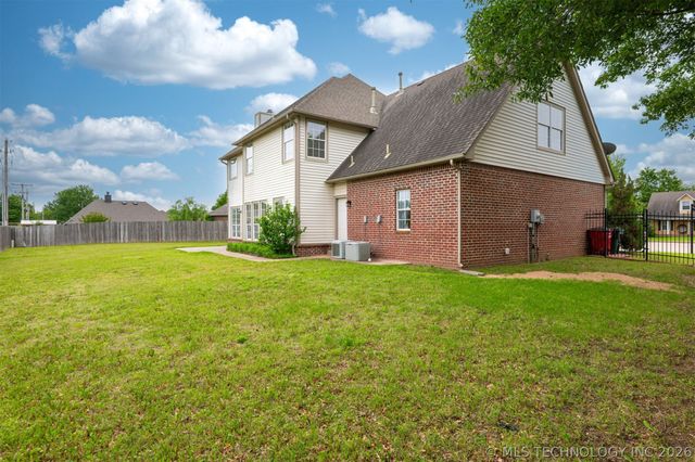 8963 N 133rd East Avenue, Owasso, OK 74055