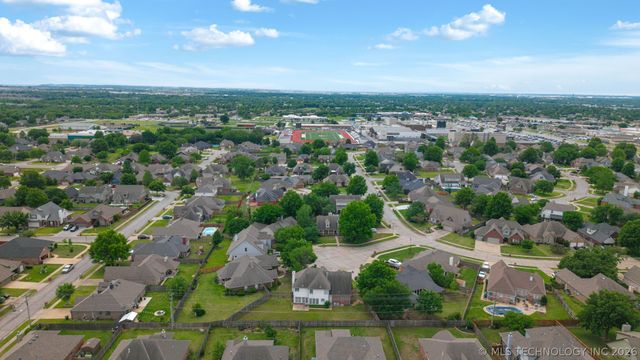 8963 N 133rd East Avenue, Owasso, OK 74055