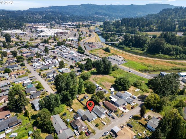 1101 ELM St, Kelso, WA 98626