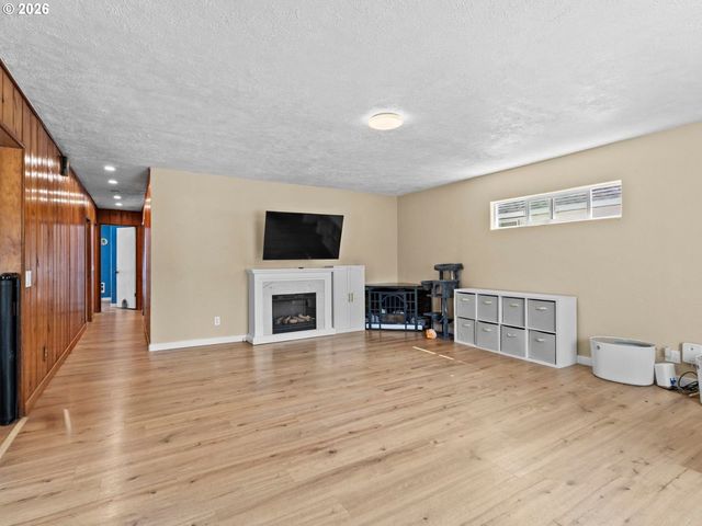 1101 ELM St, Kelso, WA 98626