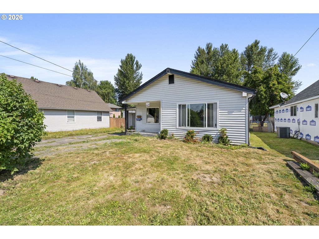 1101 ELM St, Kelso, WA 98626