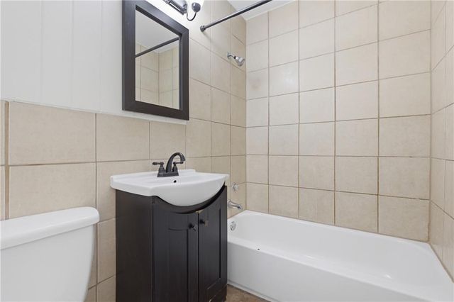 4540 NE 44th Terrace, Kansas City, MO 64117