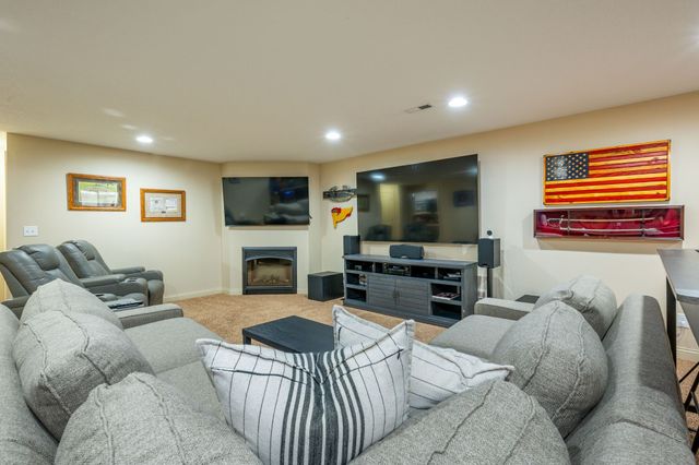 1150 Cedar Drive, Polk City, IA 50226