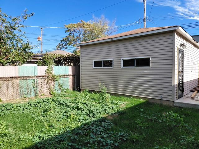 6441 S Campbell Avenue, Chicago, IL 60629