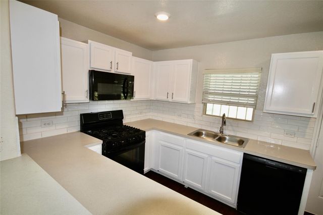 10403 Winter Orchid Way, Houston, TX 77016