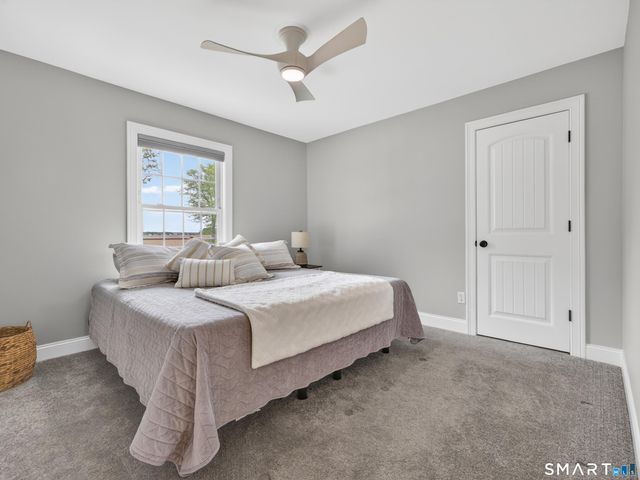4 Beach Road, Old Saybrook, CT 06475