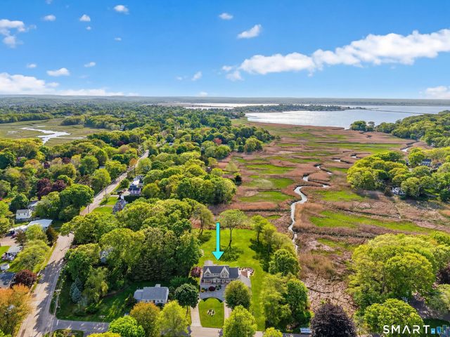 4 Beach Road, Old Saybrook, CT 06475