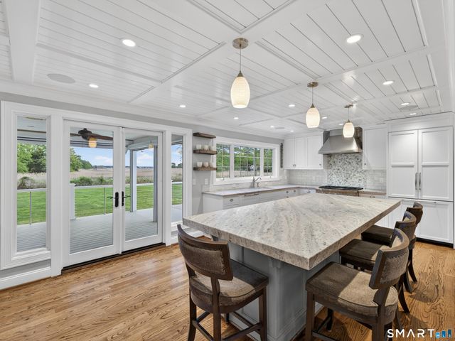 4 Beach Road, Old Saybrook, CT 06475