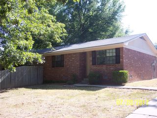 211 S Carl Street, Siloam Springs, AR 72761