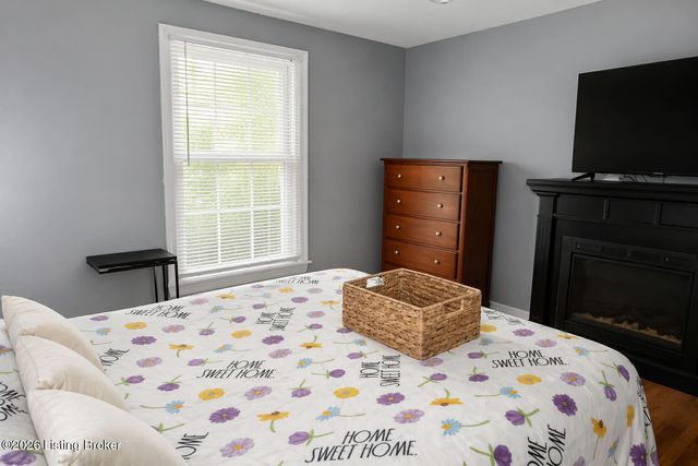 1013 Franelm Rd, Louisville, KY 40214