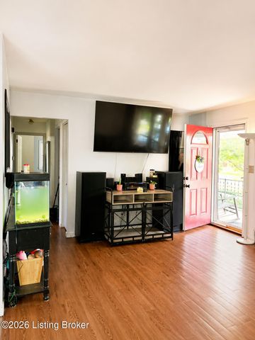 1013 Franelm Rd, Louisville, KY 40214