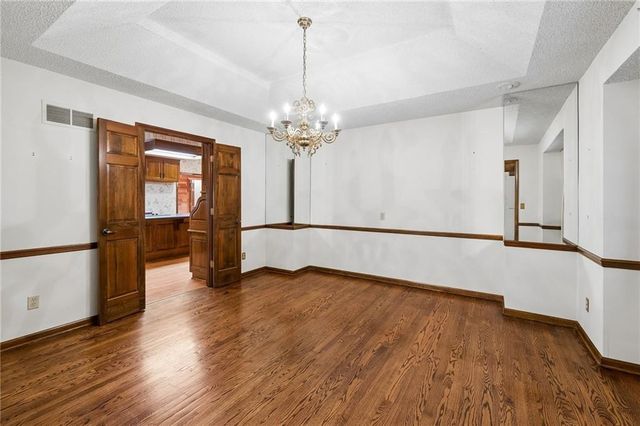 12101 Pawnee Lane, Leawood, KS 66209