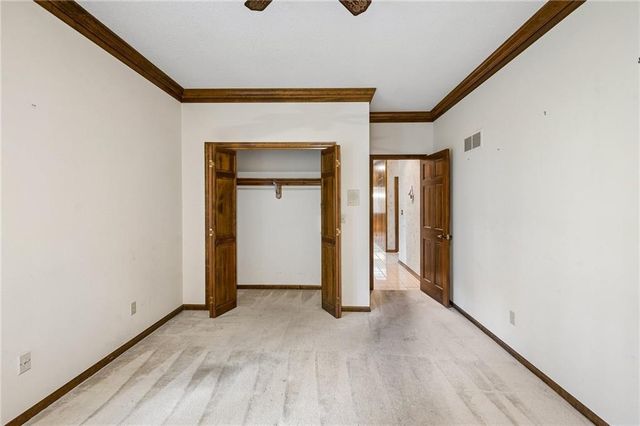 12101 Pawnee Lane, Leawood, KS 66209