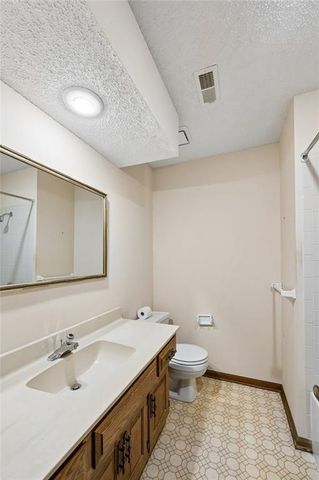 12101 Pawnee Lane, Leawood, KS 66209