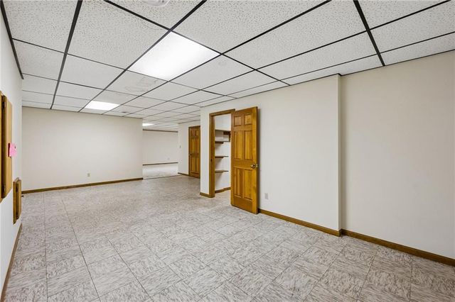 12101 Pawnee Lane, Leawood, KS 66209